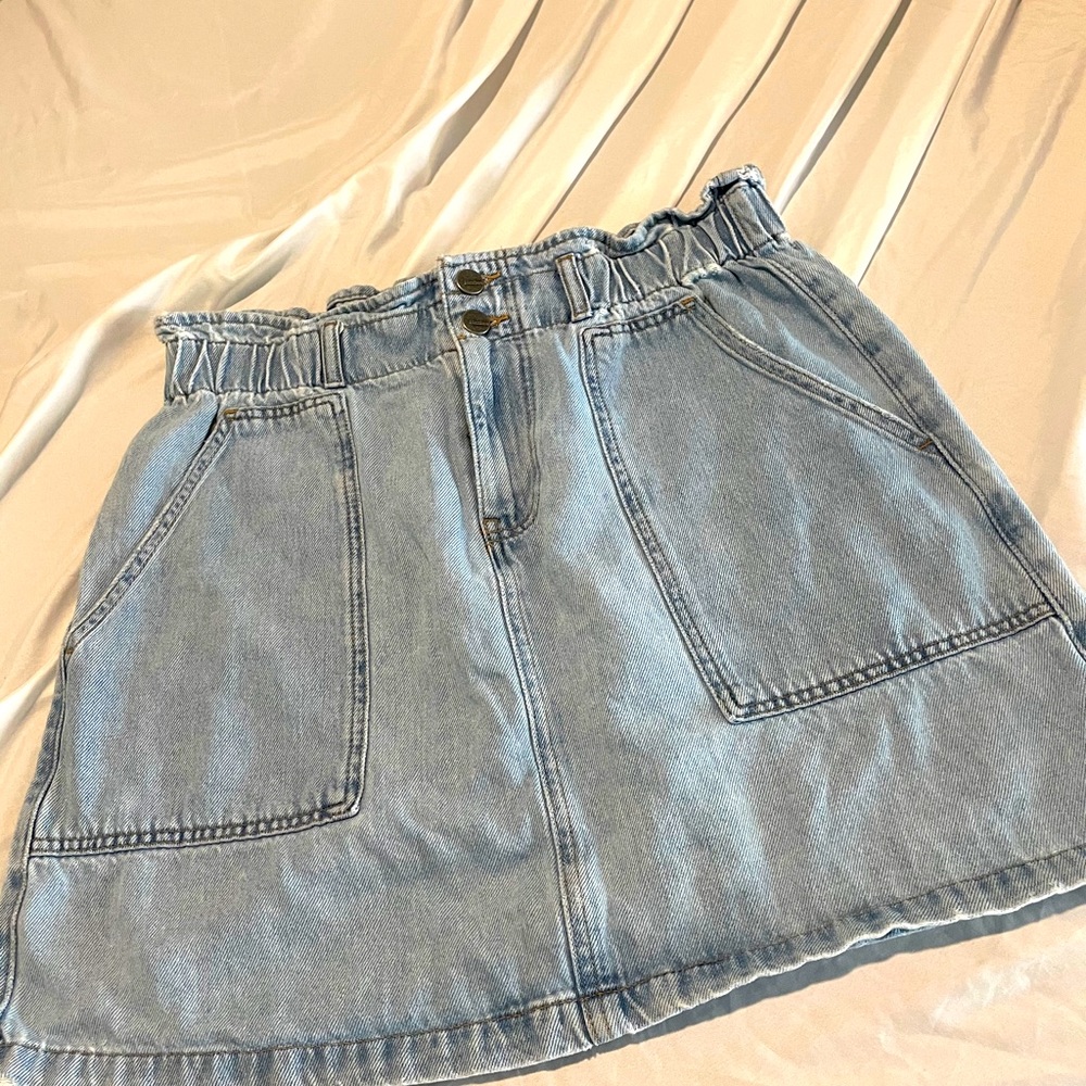 Bizbee high waisted denim skirt